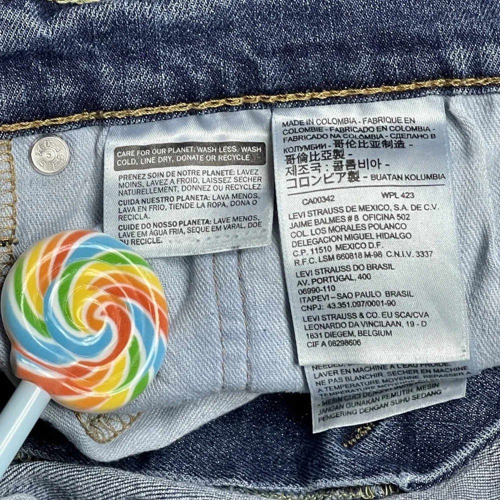Levi's‎ Men's 559 Jeans Size 36x30 Distressed Relaxed Straight Fit